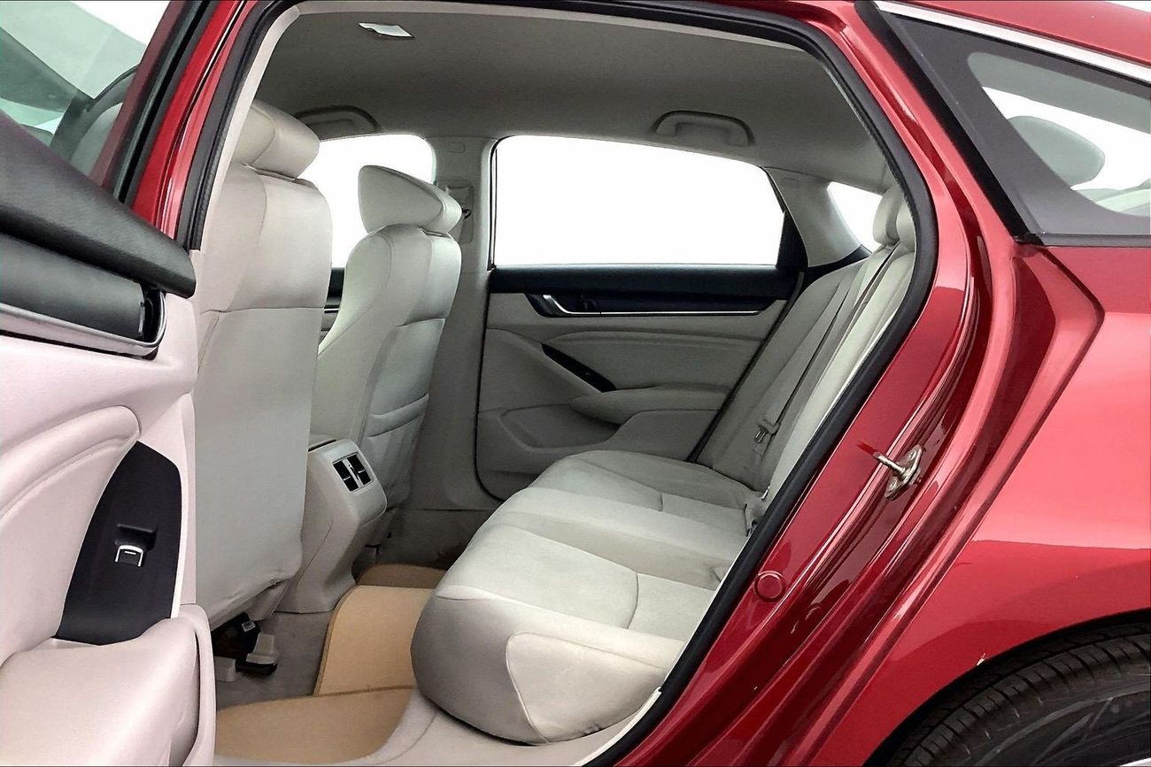 هوندا أكورد LX | National Day Celebration | شامل الضمان | 0 ﺪﻔﻋﺓ ﺃﻮﻟﻯ