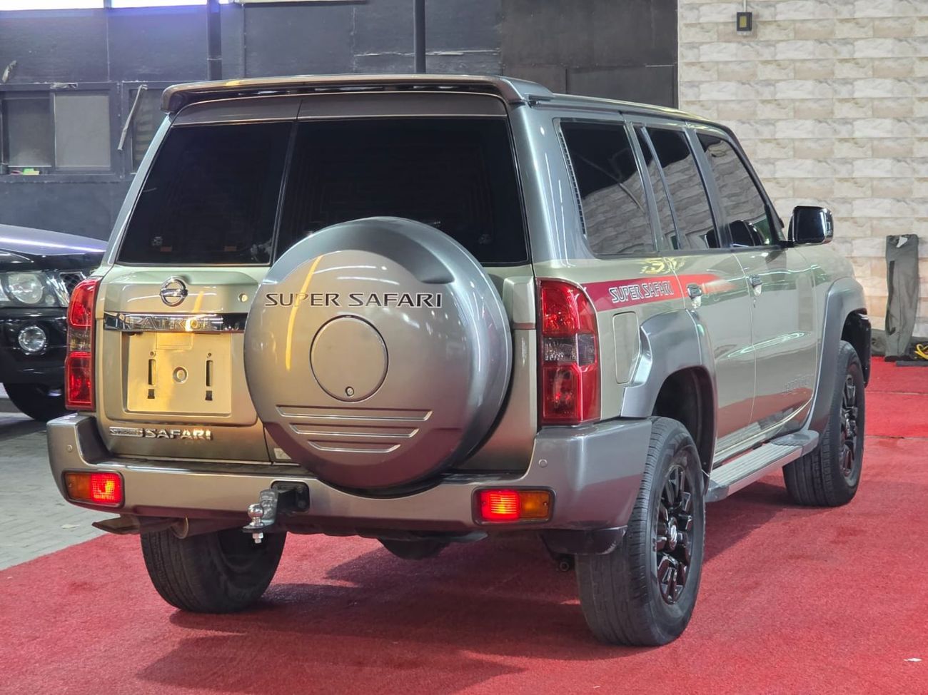 Nissan Patrol Super Safari 