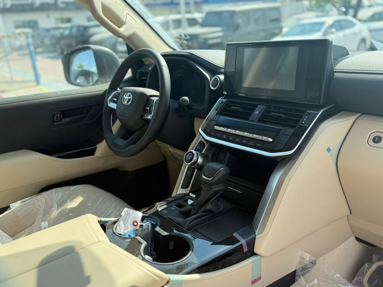 Toyota Land Cruiser Land Cruiser GXR-E 3.3L Diesel Twin Turbo , Basic Option , 2025 Model