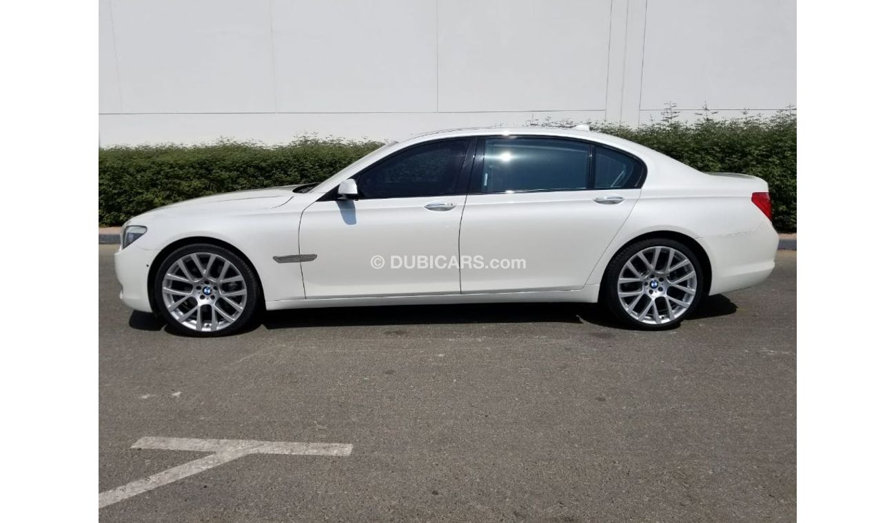 BMW 750Li Li 52000 km  2012 GCC