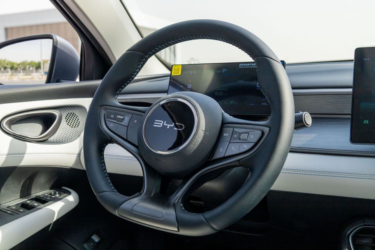 BYD Seal 2025 BYD Seal 05 Dm-I Luxury 1.5L - Plug-In Hybrid - Grey Inside Grey | Export Only