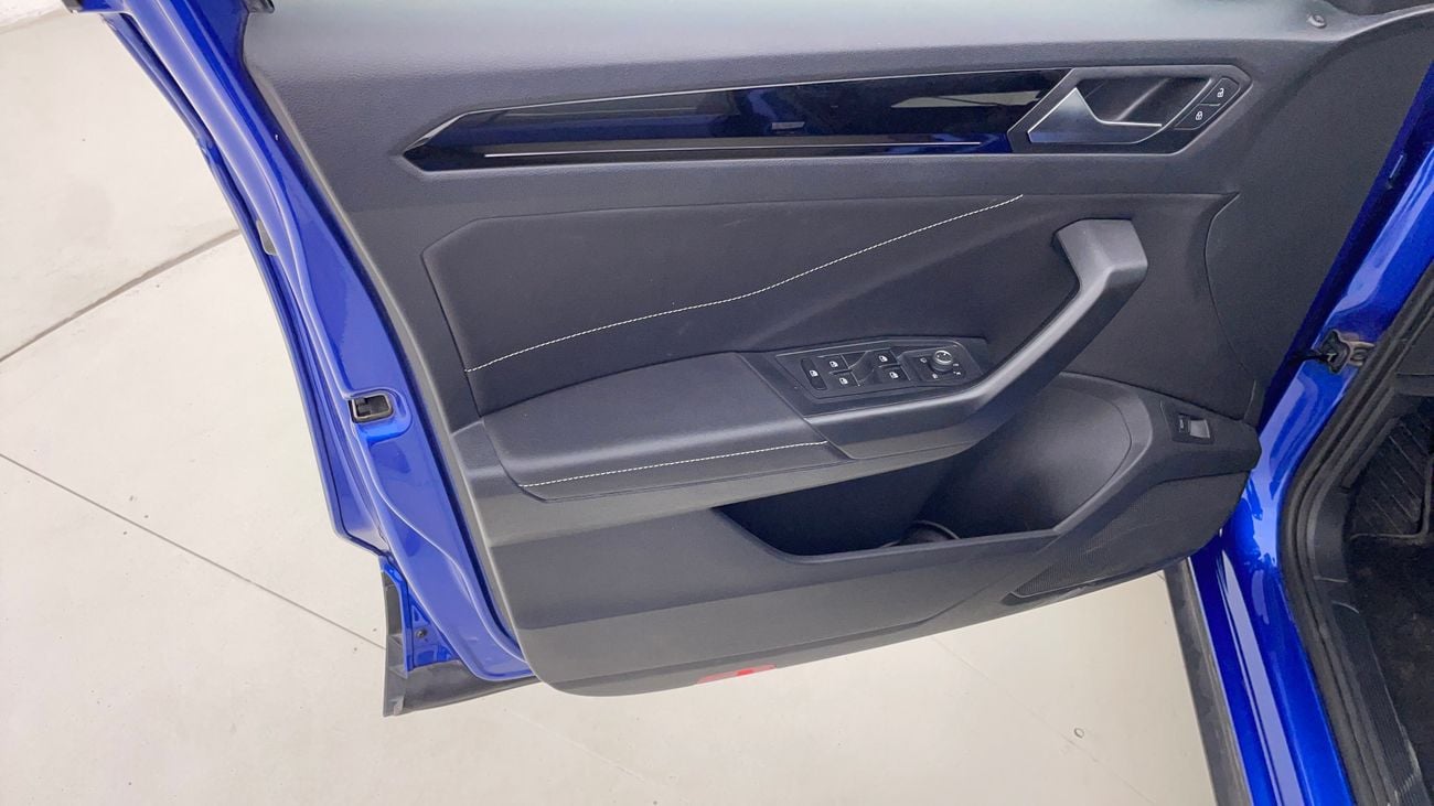 فولكس واجن T ROC STYLE 1.4 | بدون دفعة مقدمة | اختبار القيادة في المنزل