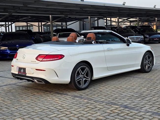 Mercedes-Benz C-Class Mercedes Benz C300 Coupe American Specs GCC Ready!, миниатюра 29