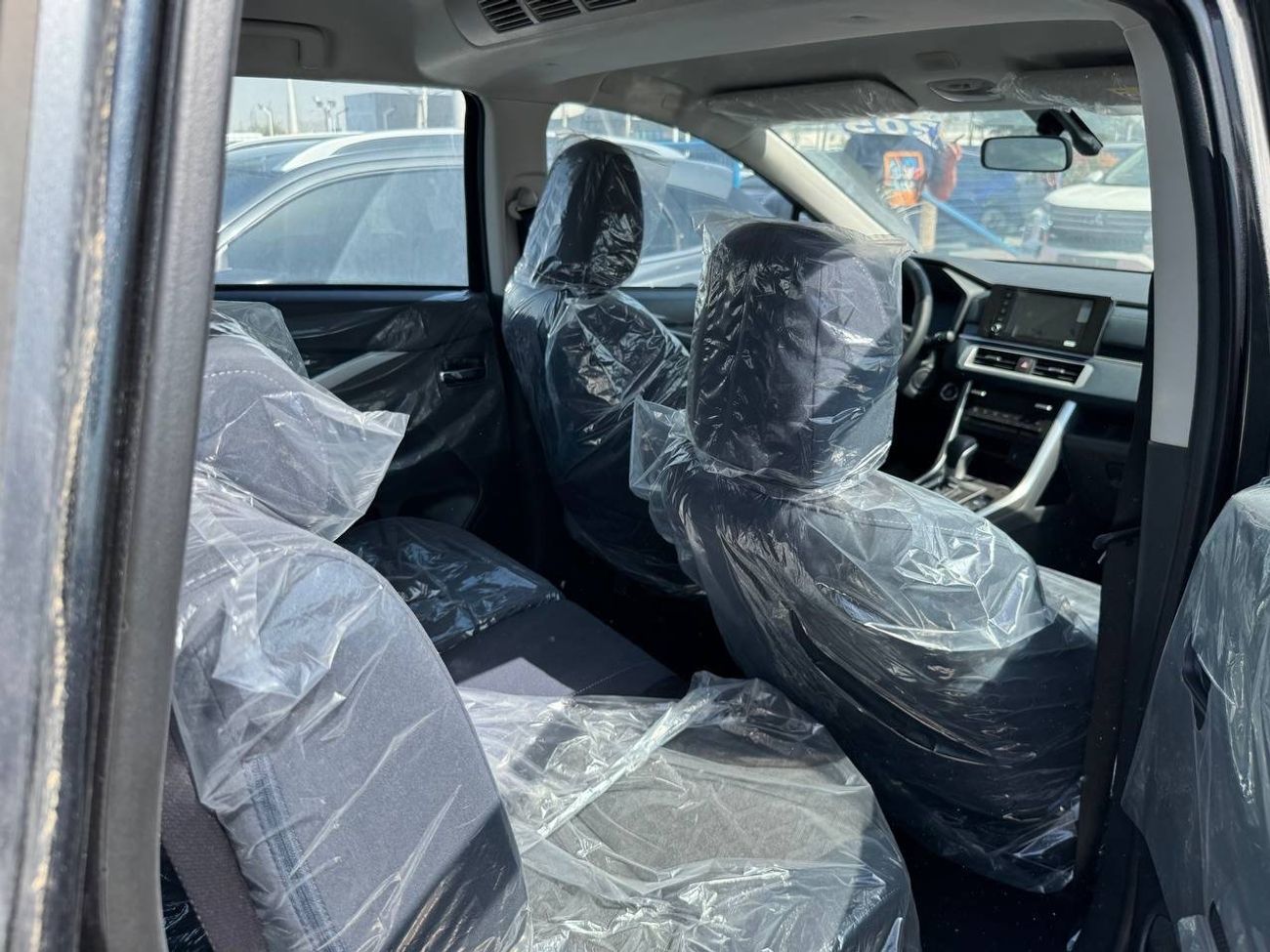 Mitsubishi Xpander Cross