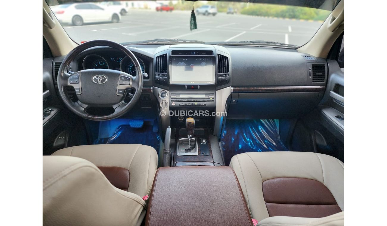 تويوتا لاند كروزر