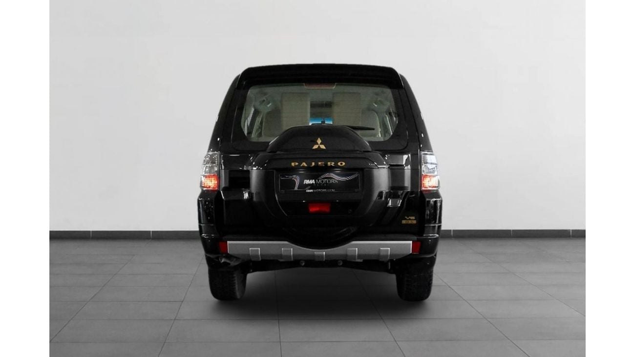 Mitsubishi Pajero 2022 Mitsubishi Pajero 3.0L GLS / 7 Seats / Full-Service History