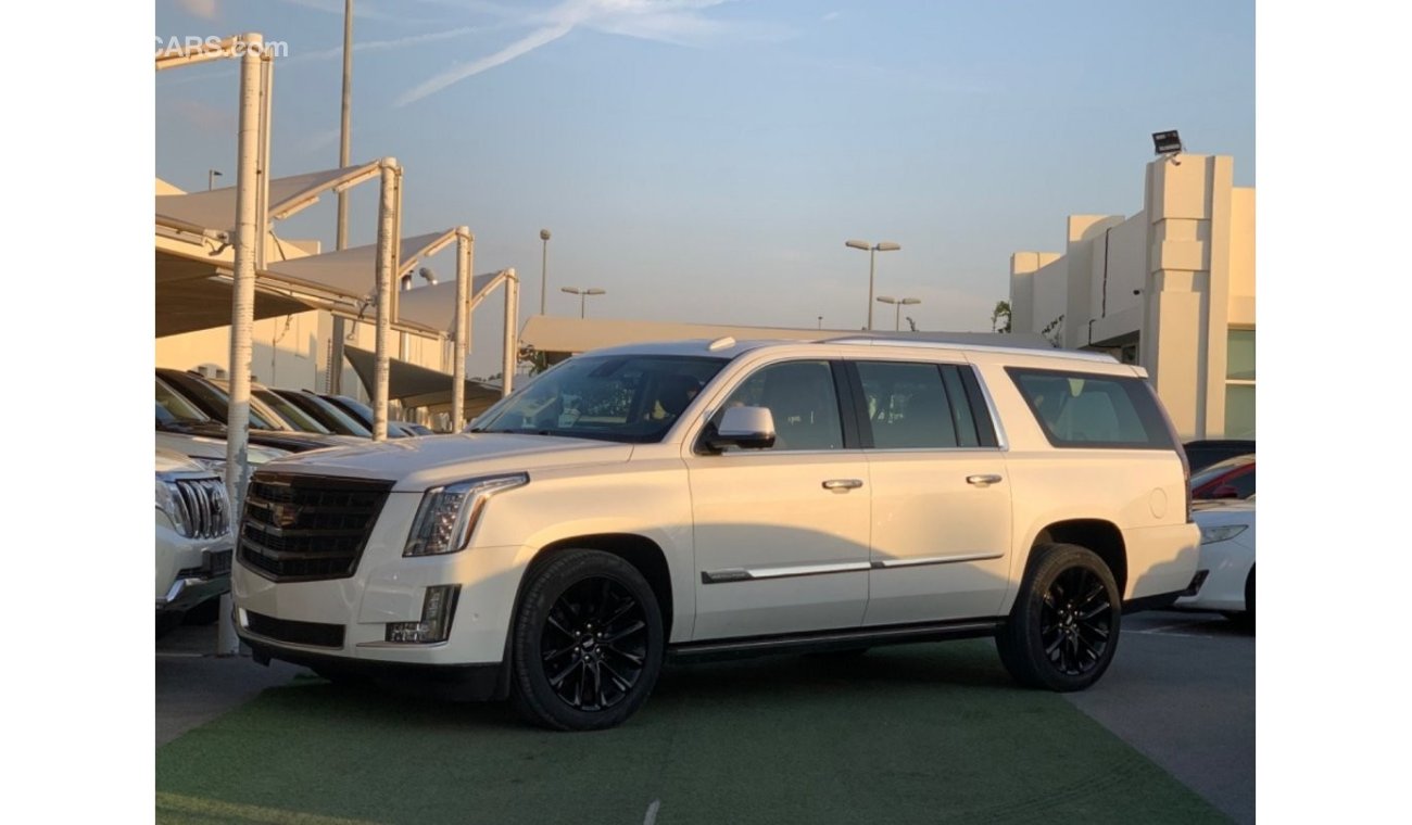 Cadillac Escalade ESV Premium