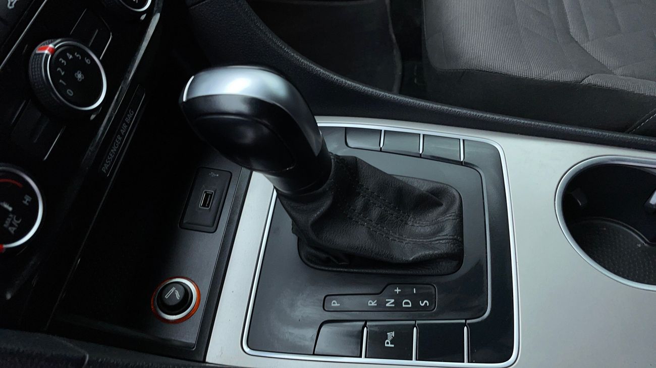 فولكس واجن باسات S 2.5 | بدون دفعة مقدمة | اختبار قيادة مجاني للمنزل