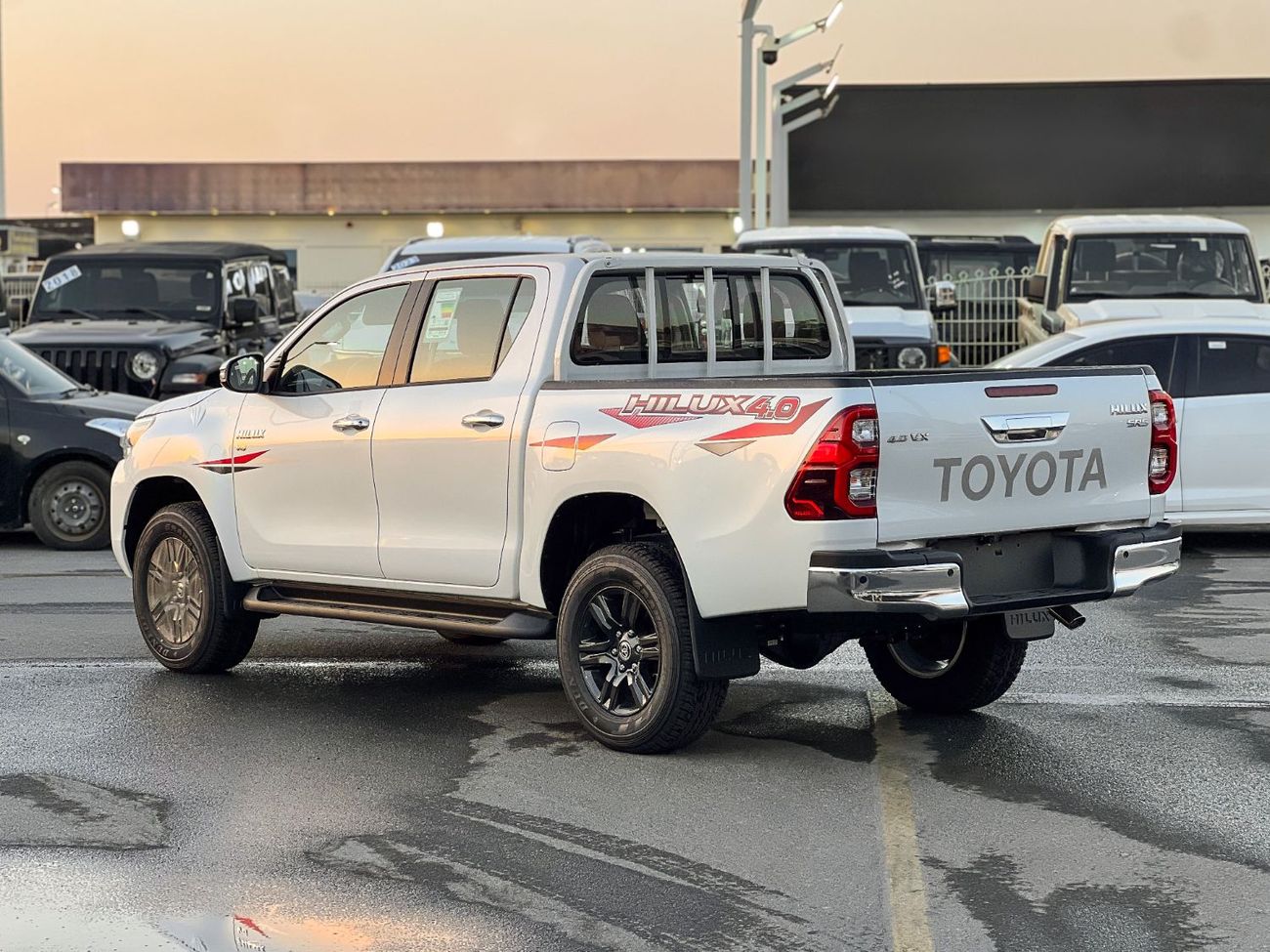 تويوتا هيلوكس EXPORT ONLY - TOYOTA HILUX VX 4.0L (w/ AIR COMPRESSOR)