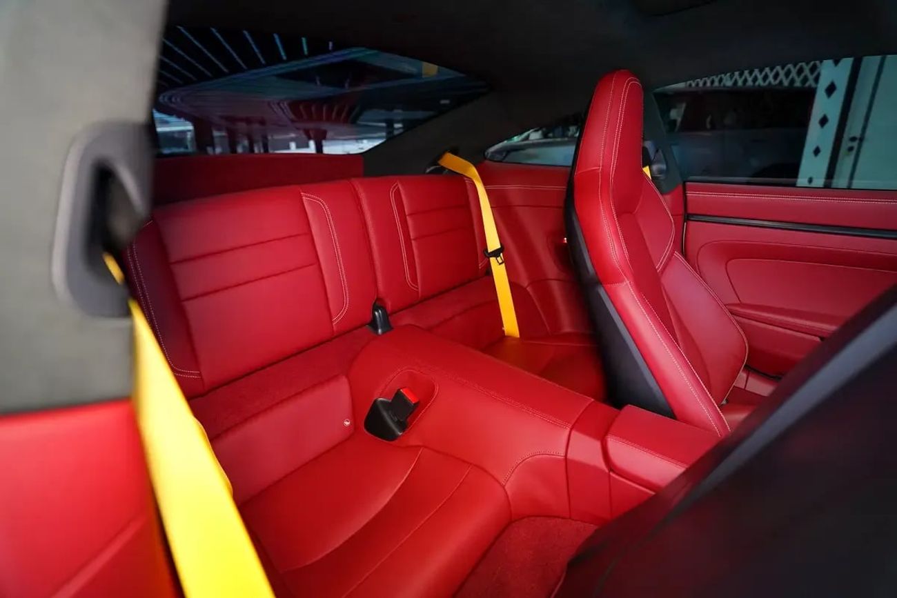 Porsche 911 CARRERA GTS