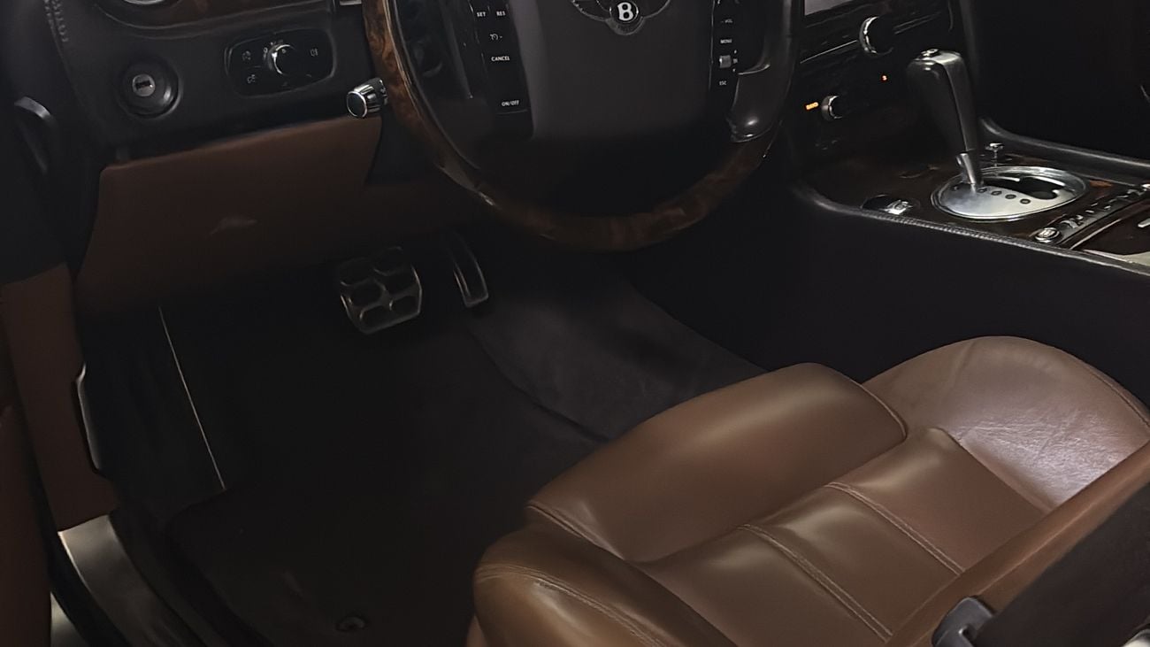 بنتلي كونتيننتال جي تي