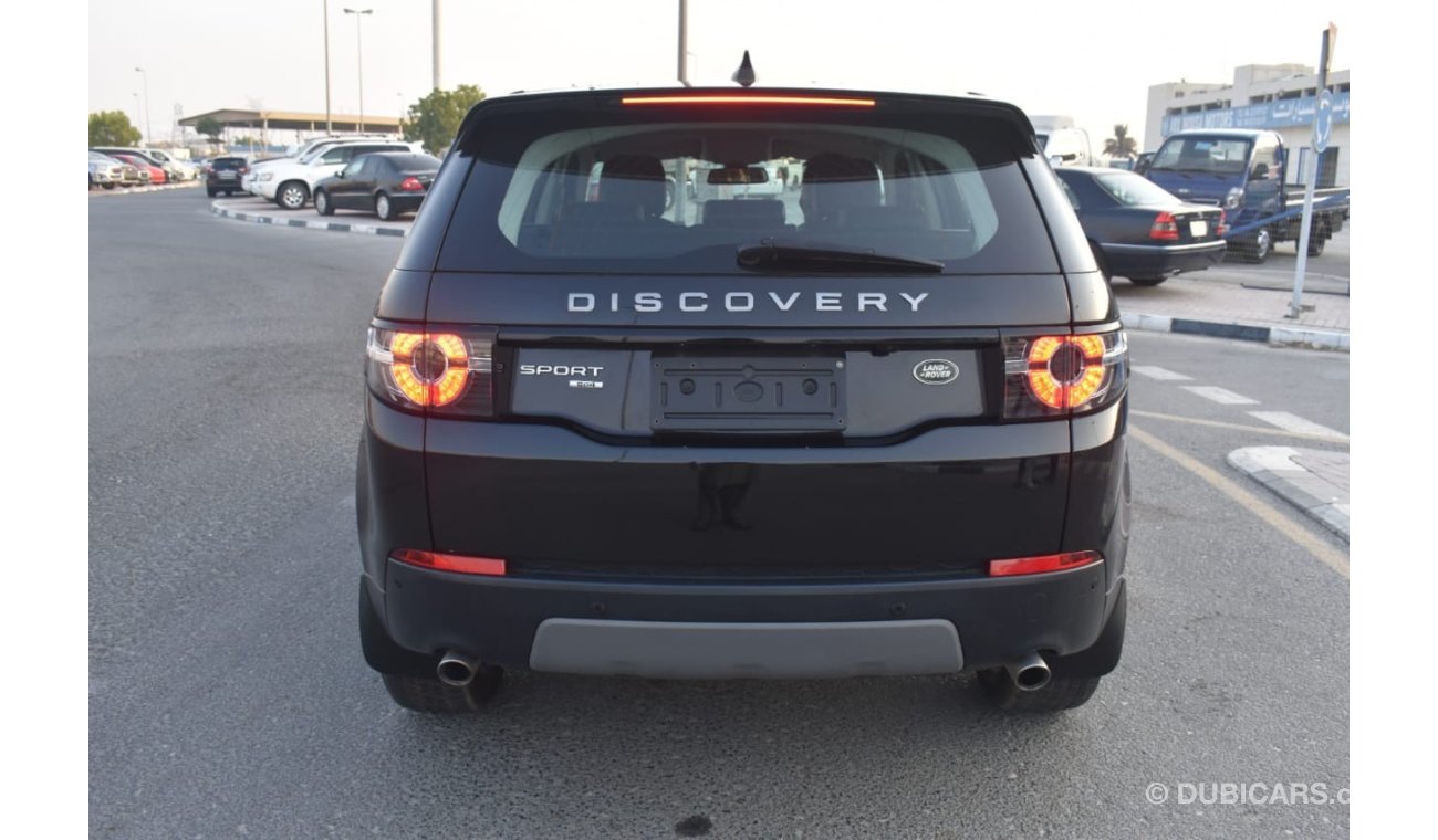 Land Rover Discovery diesel right hand drive 2.0L year 2018 black color