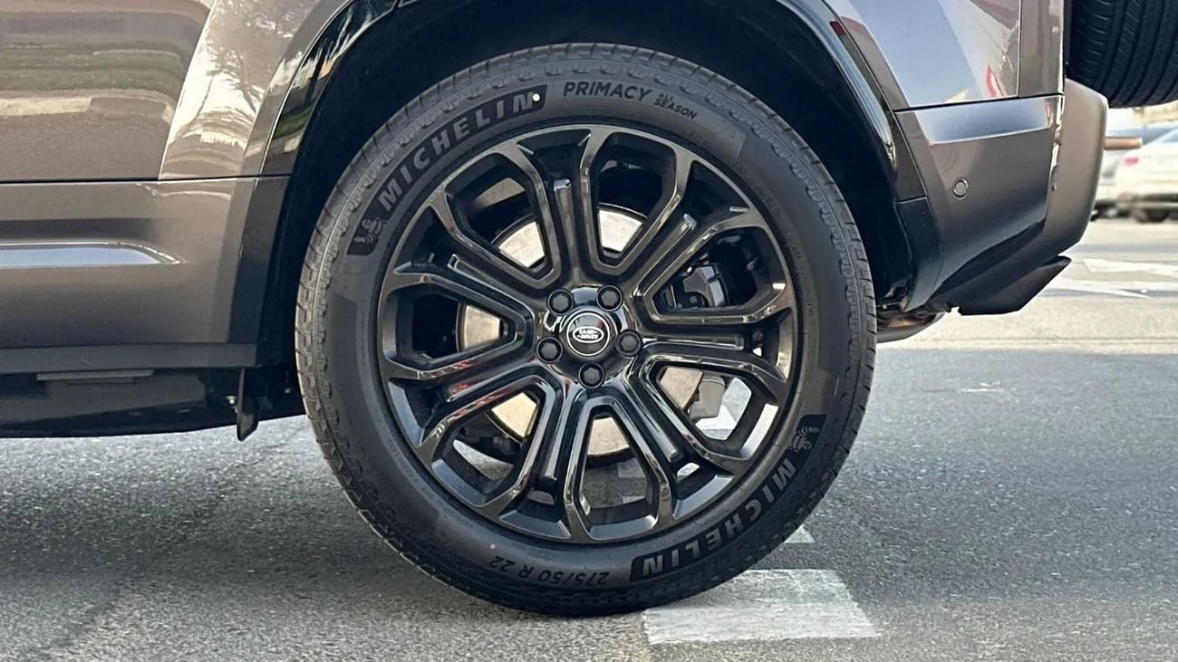 لاند روفر ديفندر Land Rover/DEFENDER/LDOC1 L663 4.4L V8 P8S AWD 5DR SWB V8 OCTA 635PS AT