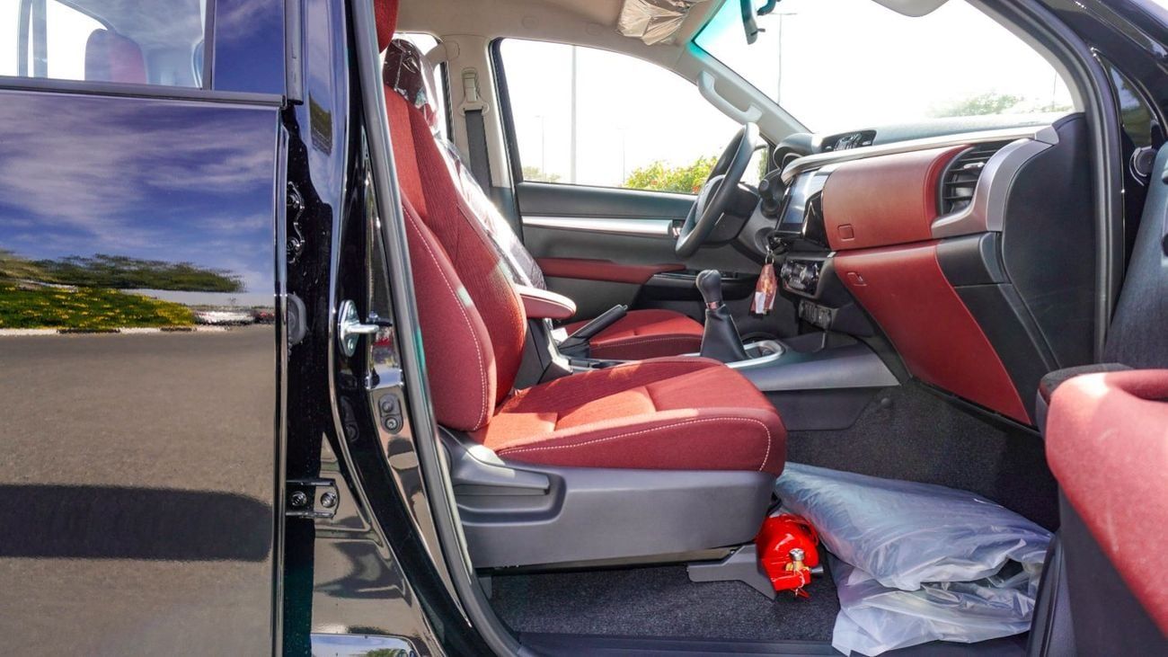 Toyota Hilux ECT0050 – Toyota Hilux 2.7L Petrol Manual 4wd SR5 Black/Red - Key Start, Auto Ac