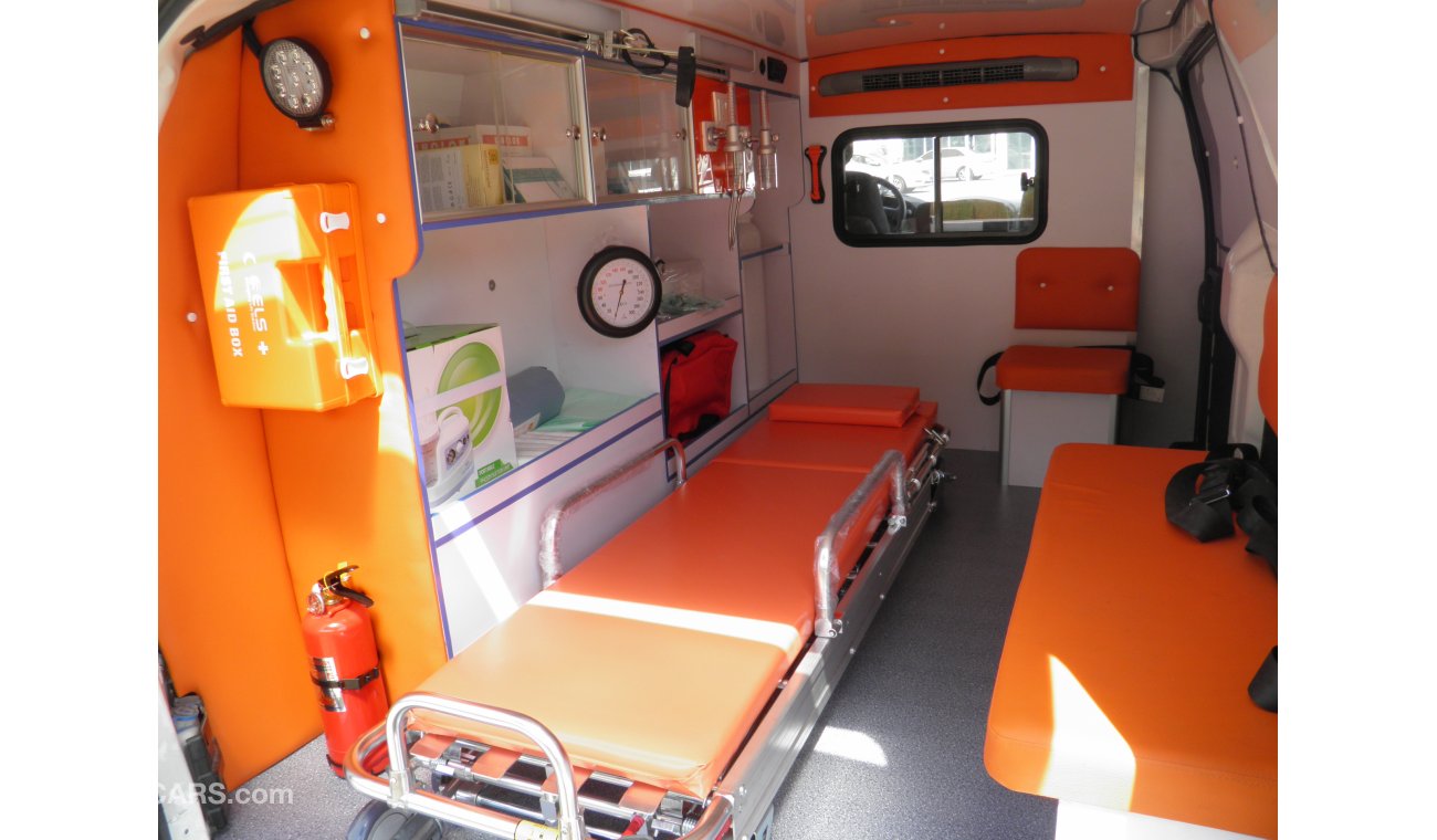 هيونداي H-1 Ambulance 2016  Ref# 108