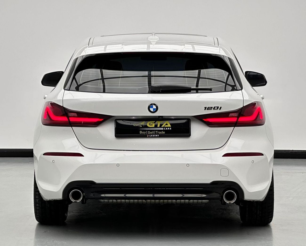 BMW 120i 2023 BMW 1-Series 120i, May/2026 BMW Warranty + Service Contract, BMW Full Service History, GCC