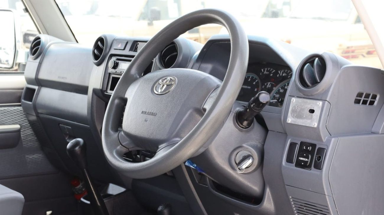 Toyota Land Cruiser 70 2017 TOYOTA LAND CRUISER HARDTOP 5 DOOR
