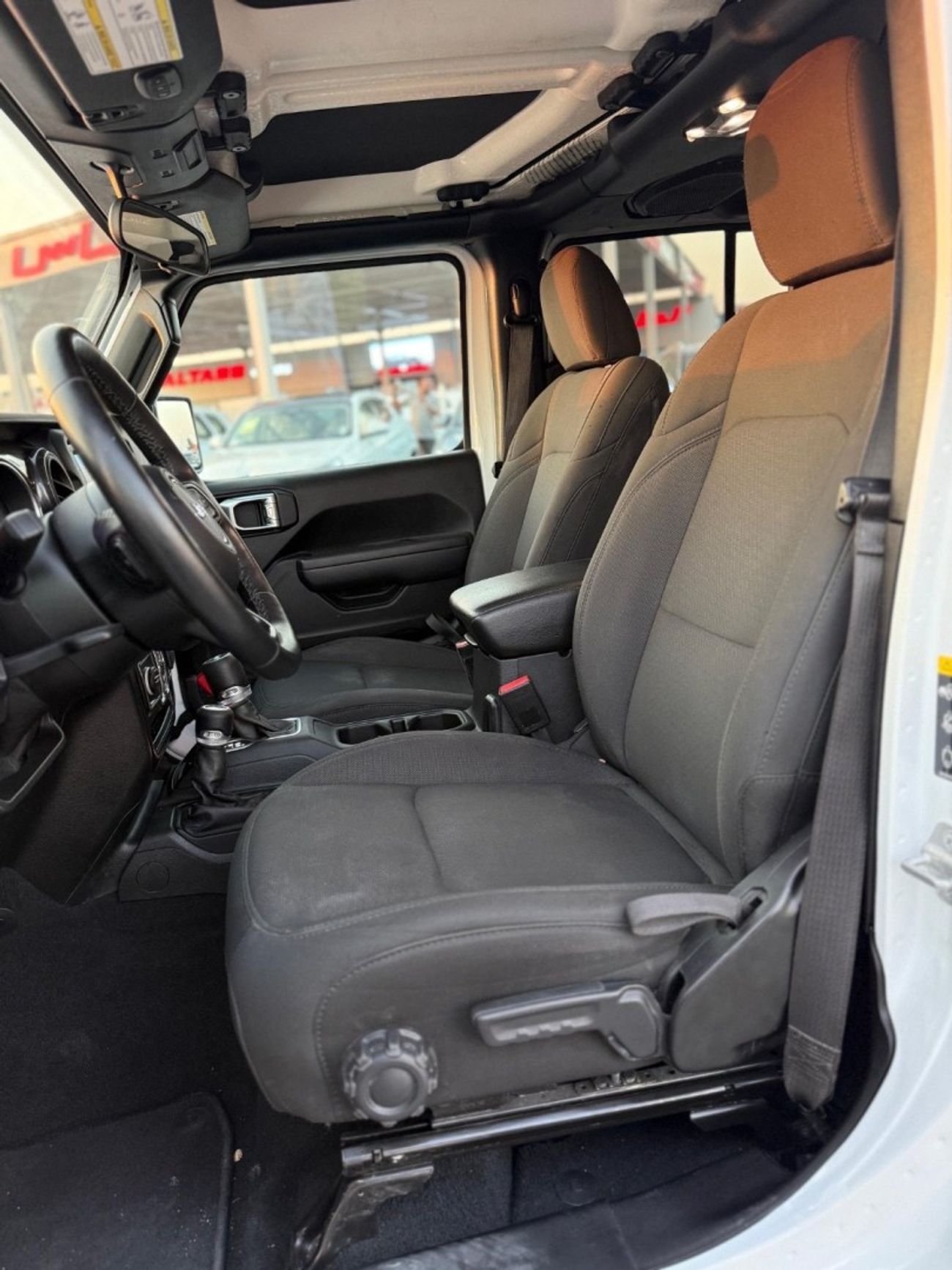 جيب رانجلر Unlimited Sport S 2.0L A/T