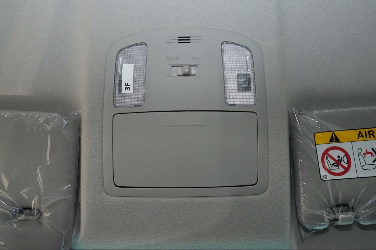 تويوتا هيلوكس 2.7L 4X4 S/C STD(i) M/T PETROL