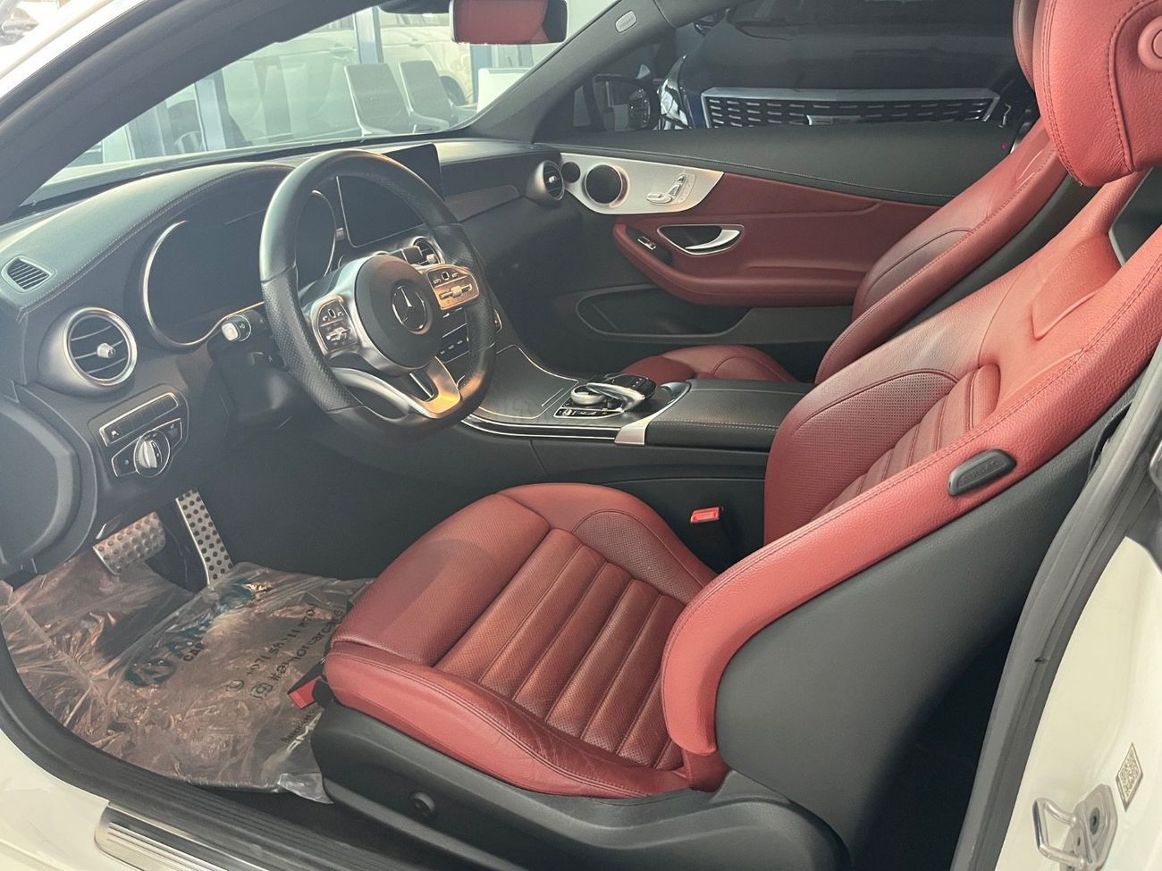 مرسيدس بنز C 200 Premium 2.0L