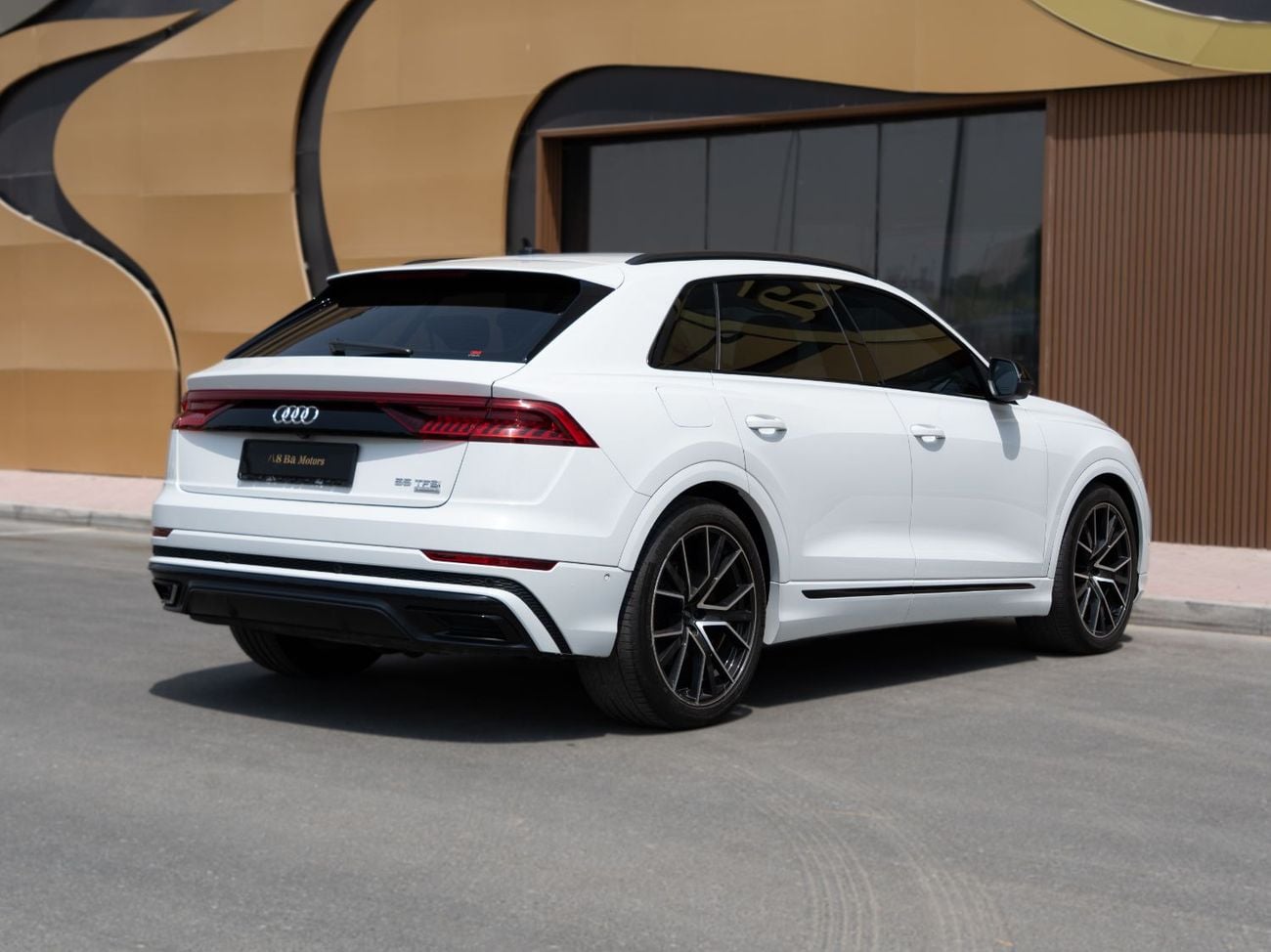 Audi Q8 55 TFSI GCC SPecs