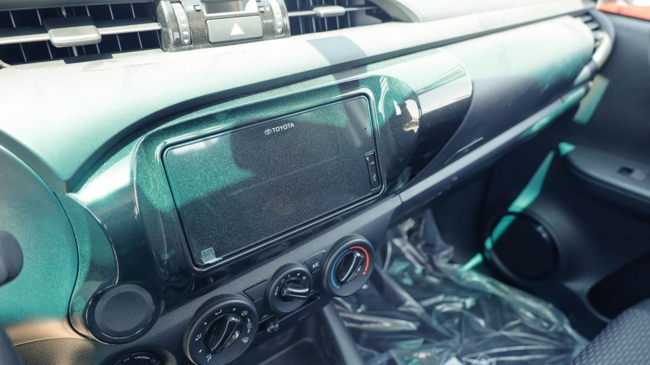 Toyota Hilux GLX 2.4L Single Cab Utility