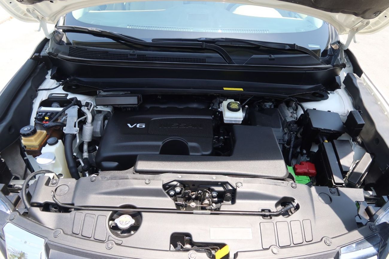 Nissan Pathfinder Platinum 3.5L