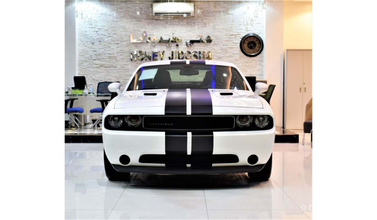 دودج تشالينجر AMAZING Dodge Challenger 2014 Model!! in White Color! GCC Specs