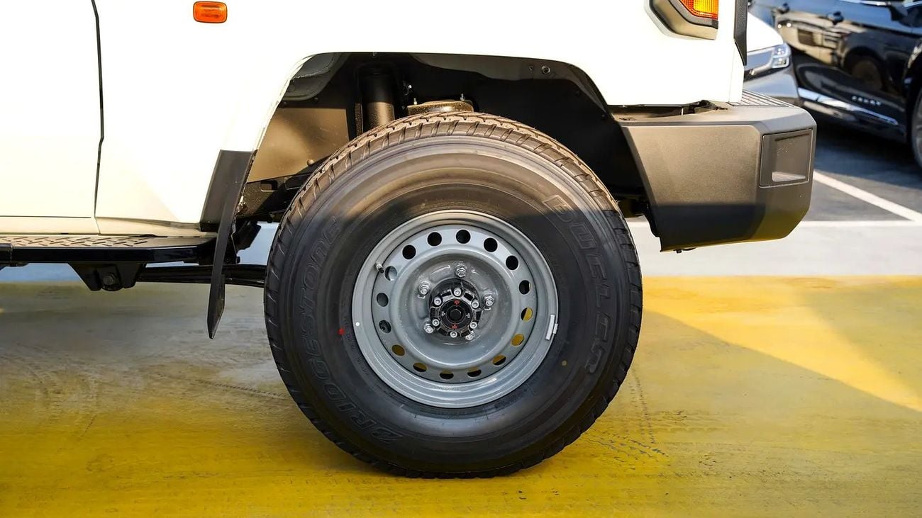 Toyota Land Cruiser 70 LC 78 Base GCC Specs
