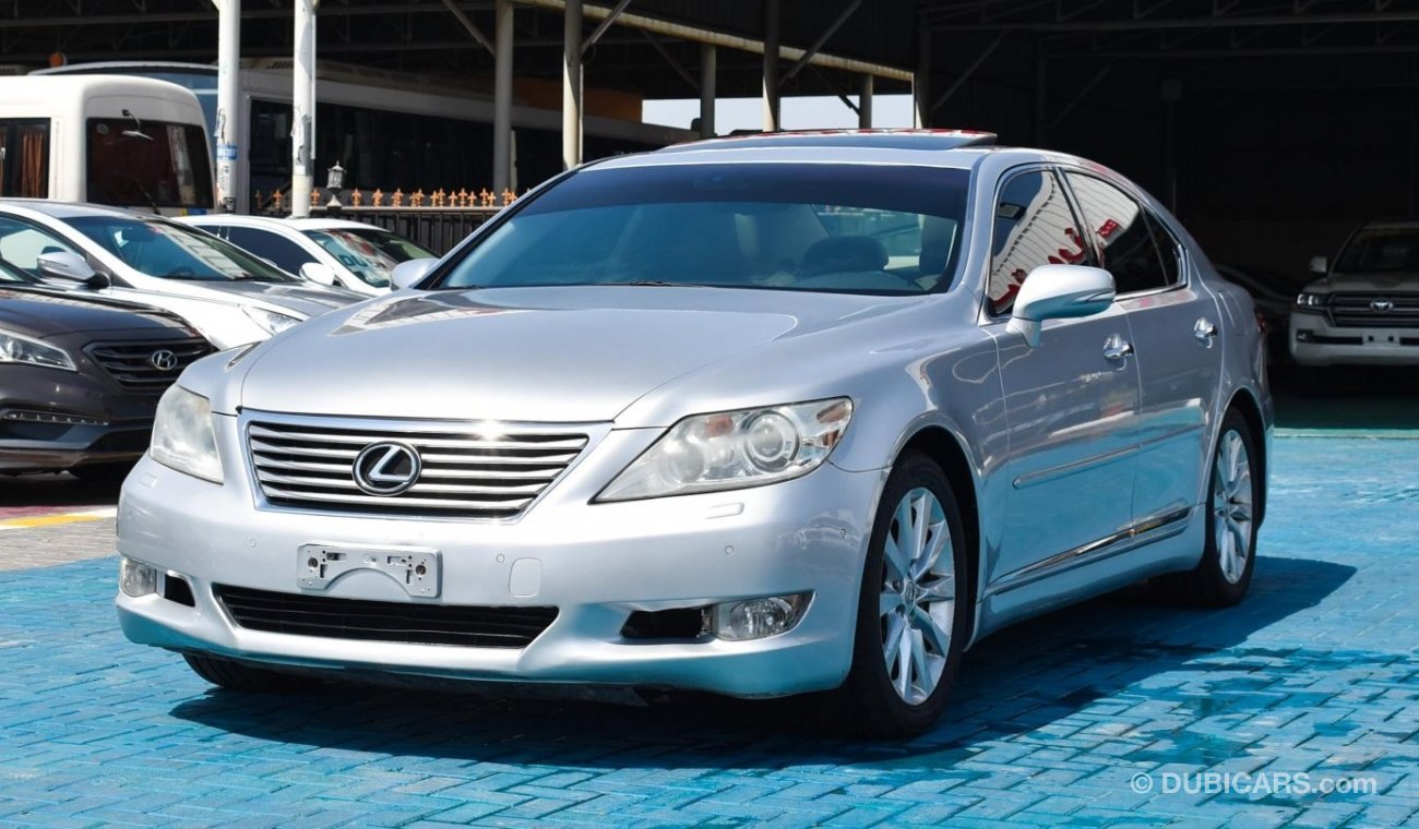 Lexus LS460