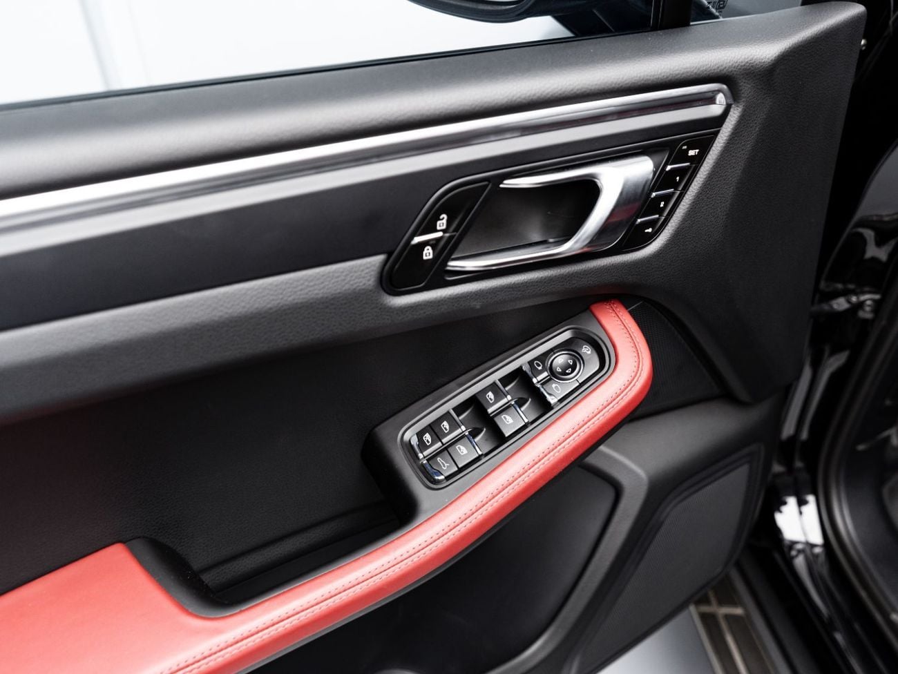 بورش ماكان The BEST Ramadan Offer in the UAE - Limited Time, March 2027 Porsche Warranty, GCC