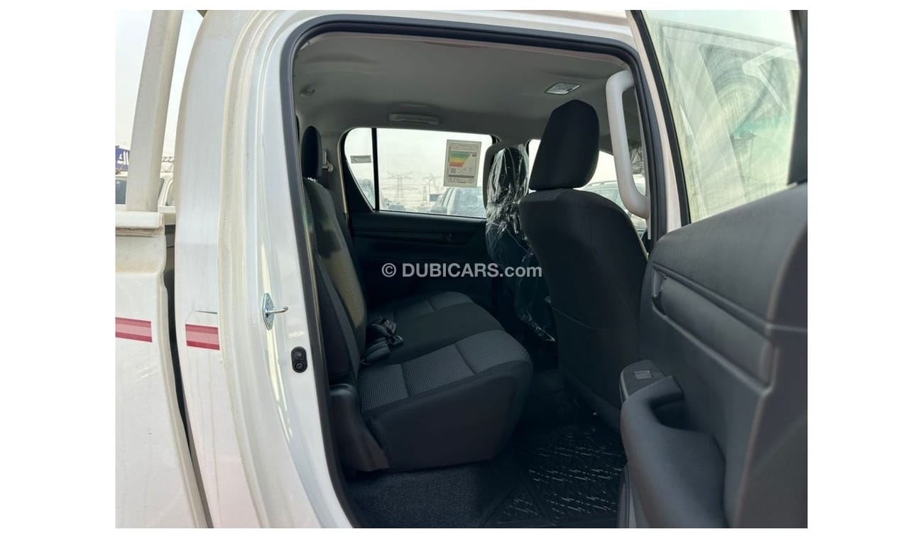 Toyota Hilux TOYOTA HILUX 2.4 AT DIFFLOCK WHITE 2023 * EXPORT ONLY *