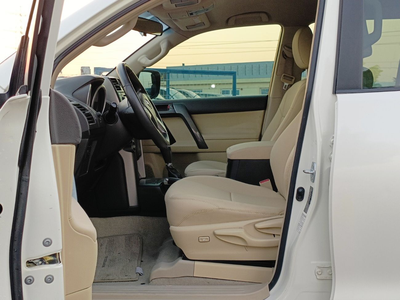 تويوتا برادو TXL V6/ 20 SHAPE/ LEATHER/ DVD CAMERA/ TYRE UP/LOT#5372