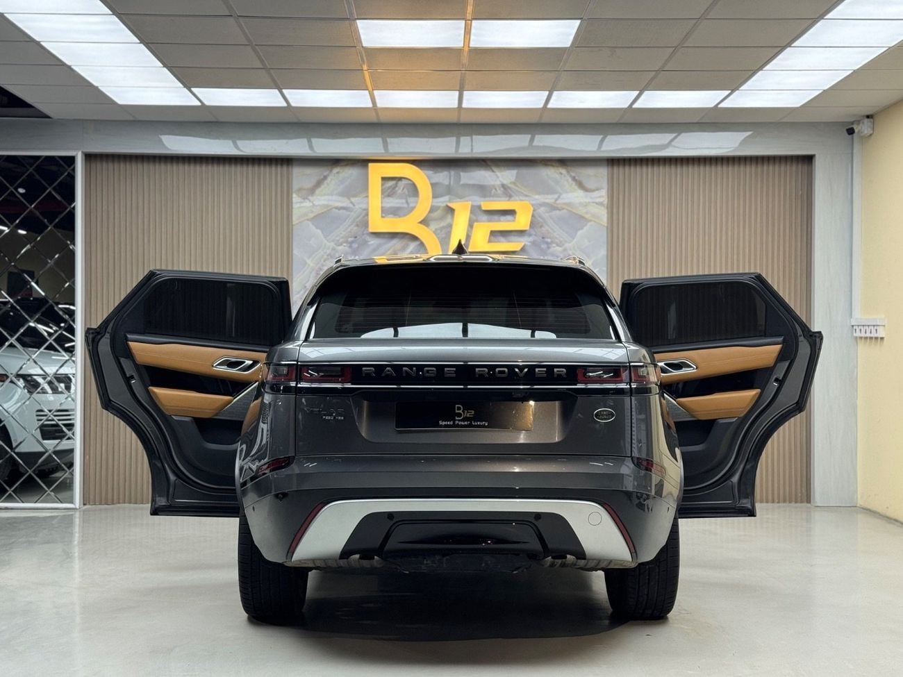 لاند روفر رينج روفر فيلار P380 R-Dynamic S 3.0L