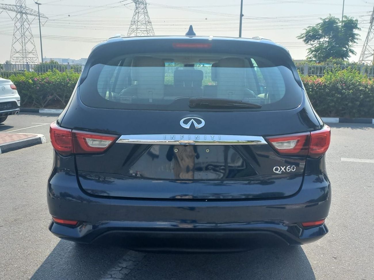 إنفينيتي QX60 Luxury 3.5L