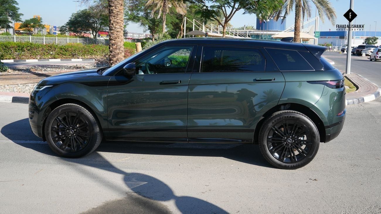لاند روفر رانج روفر إيفوك SE P250 DYNAMIC 2025!! BLACK EDITION!! FIVE YEARS WARRANTY!! THREE YEARS SERVICE CONTRACT