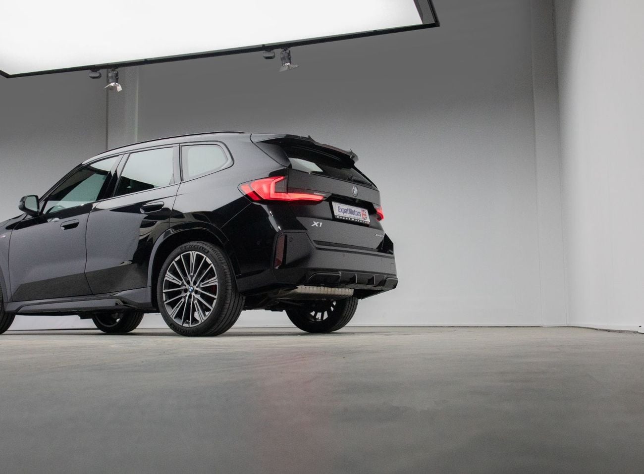 بي أم دبليو X1 xDrive 20i M Sport