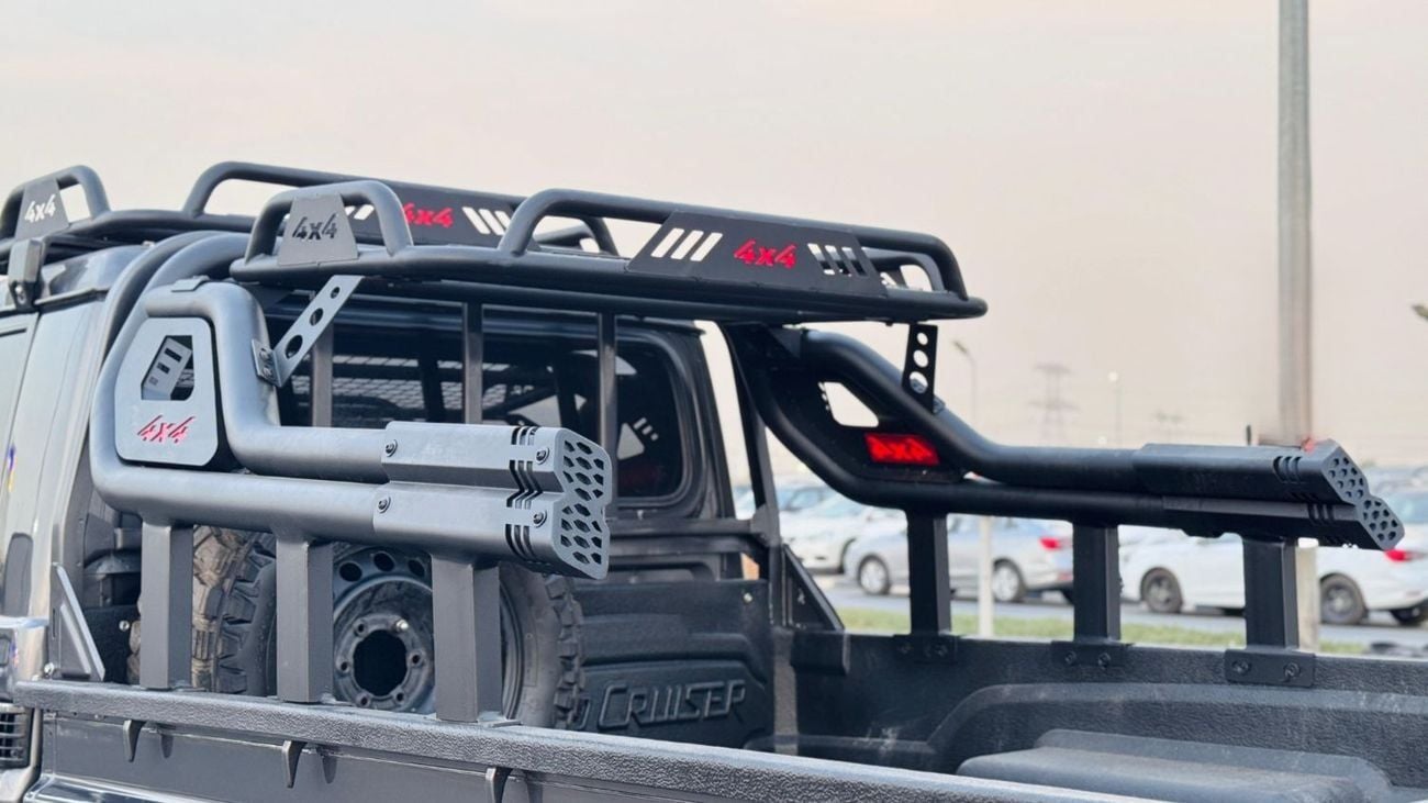 تويوتا لاند كروزر بيك آب -