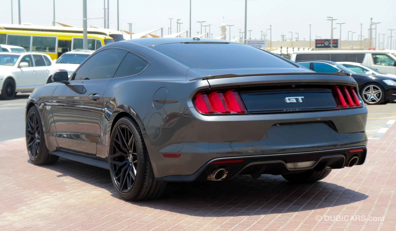 Ford Mustang GT 5.0