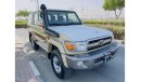 Toyota Land Cruiser Hard Top Toyota Hard Top 76 series 4.0L V6 full option manual transmission (winch + Difflock + Alloy wheels)