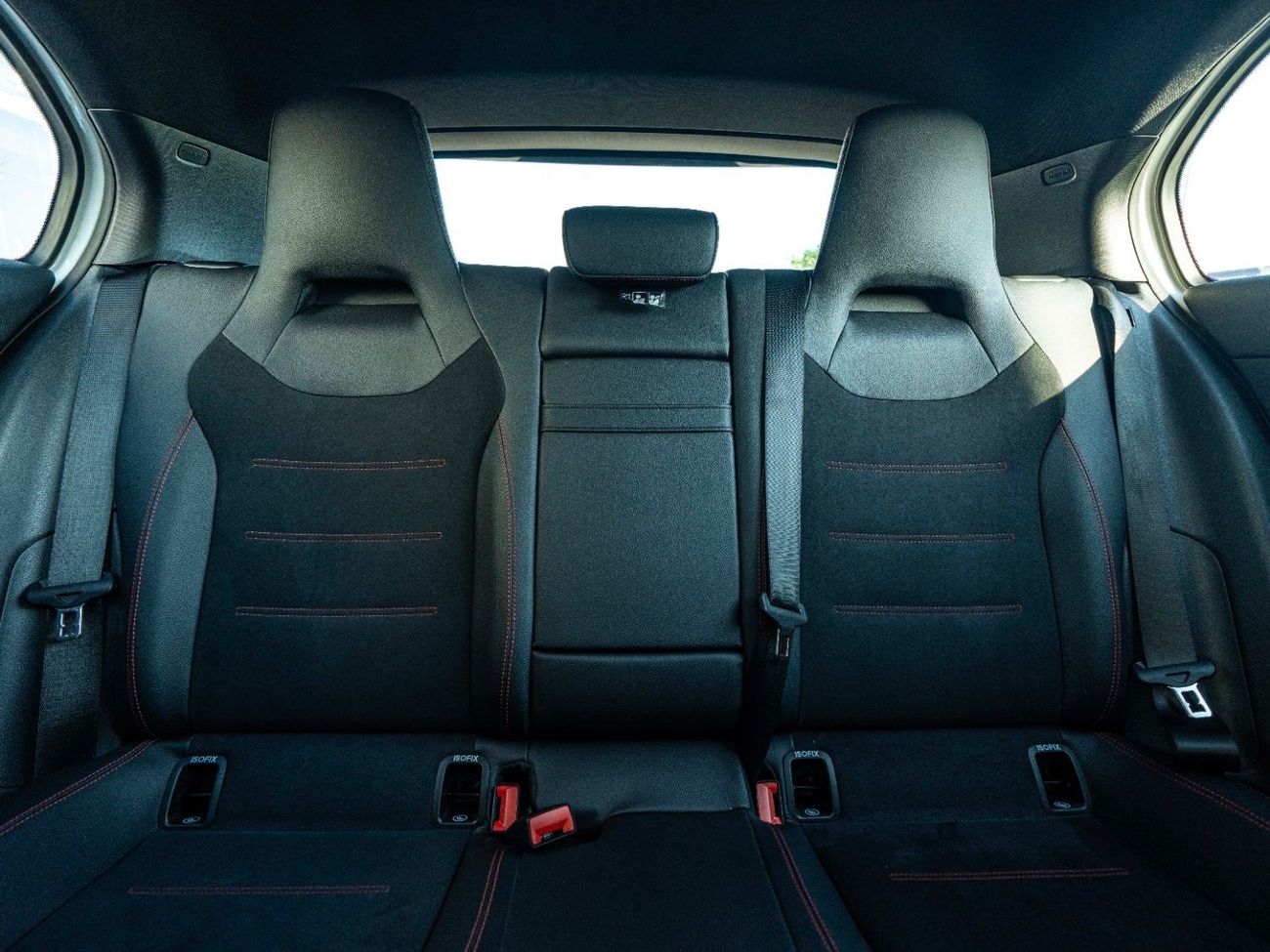 Mercedes-Benz A 200 AMG AED 2,359 PM • A200 AMG • ONLY 9,000 KMS • OFFICIAL MERCEDES-BENZ EMC WARRANTY UNTIL 2027