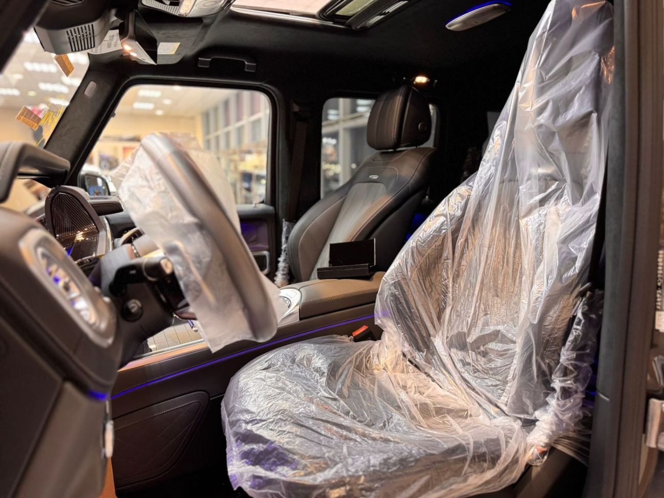 مرسيدس بنز G 63 AMG G 63 AMG DOUBLE NIGHT PACKAGE 2026 / 2 YEARS INTERNATIONAL WARRANTY