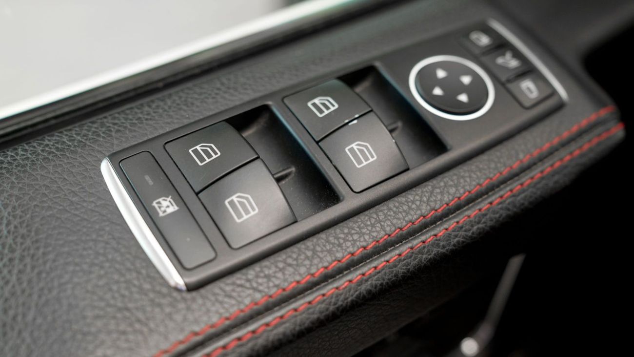 Mercedes-Benz G 63 AMG Std 5.5L