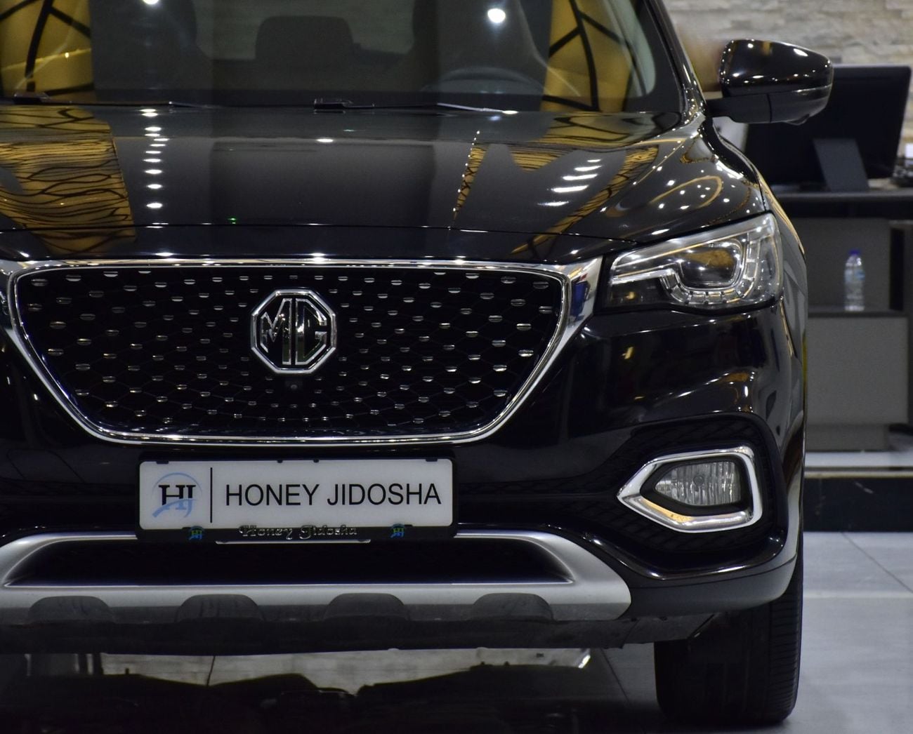 أم جي HS EXCELLENT DEAL for our MG HS Trophy AWD 30T ( 2023 Model ) in Black Color GCC Specs