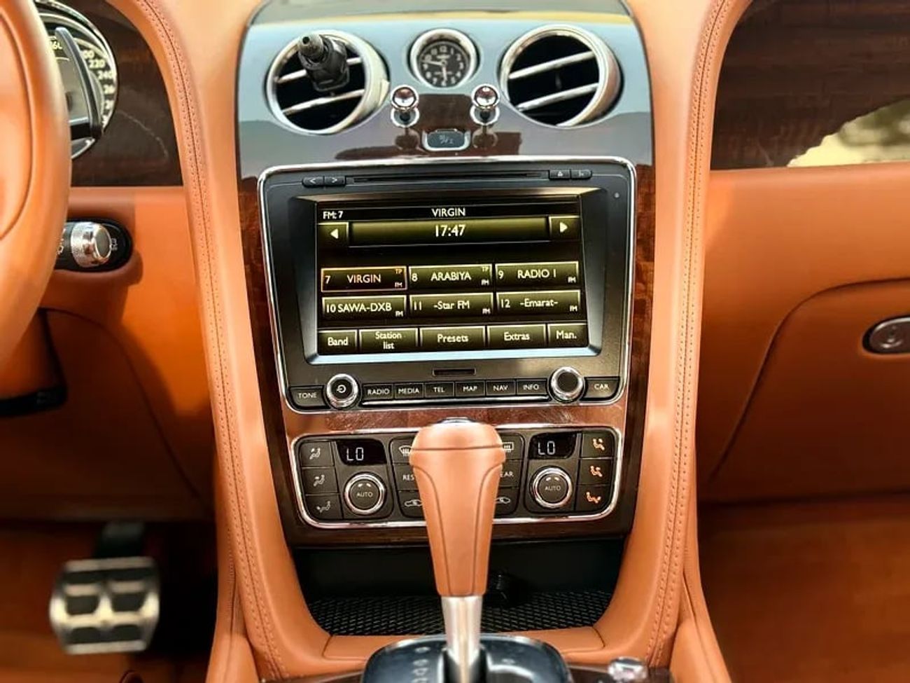 بنتلي كونتيننتال جي تي V8