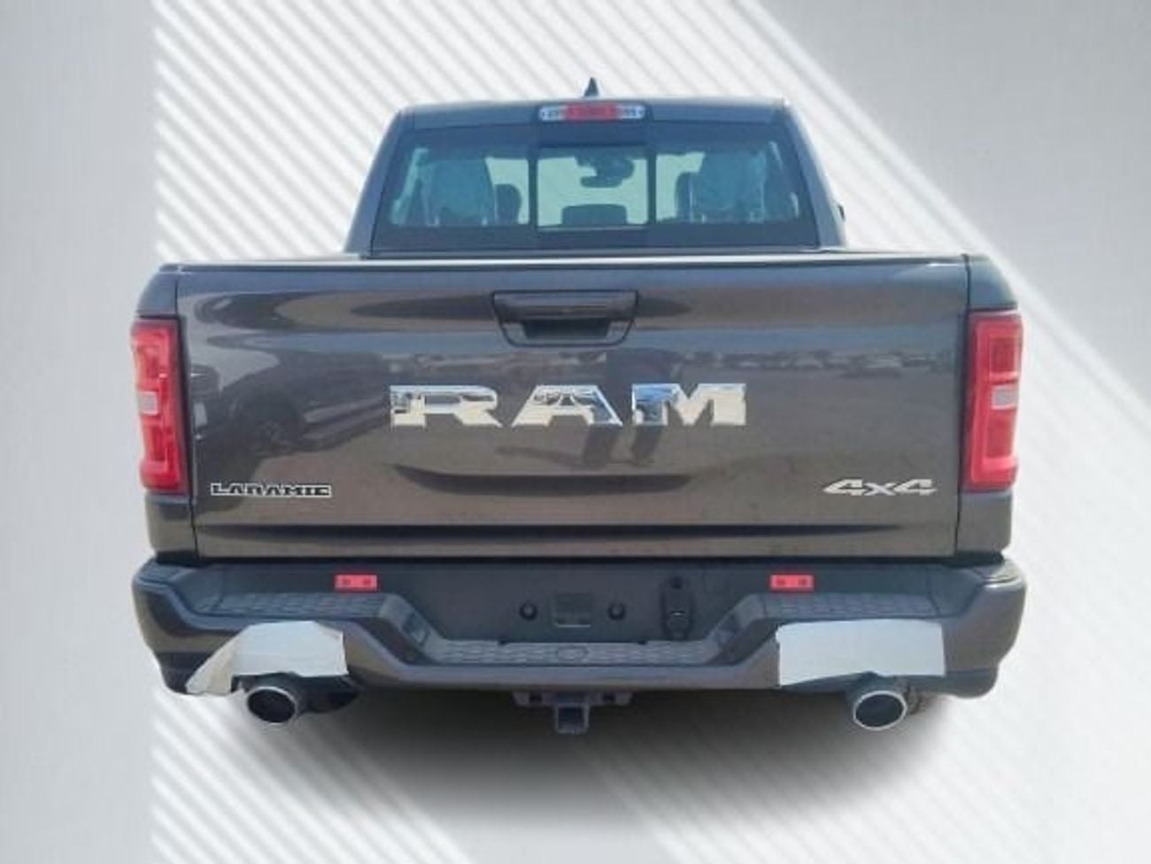 RAM 1500 LARAMIE CREW ( SPORTS PACK ) ( FOR RE-EXPORT ONLY)
