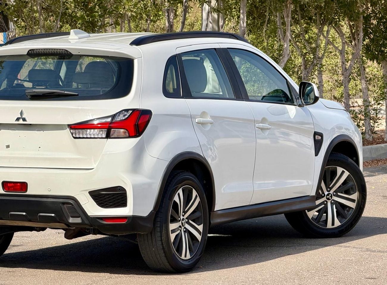Mitsubishi ASX GLX MIDLINE 680- Monthly | GCC | Cruise, Camera, GPS l Accident Free