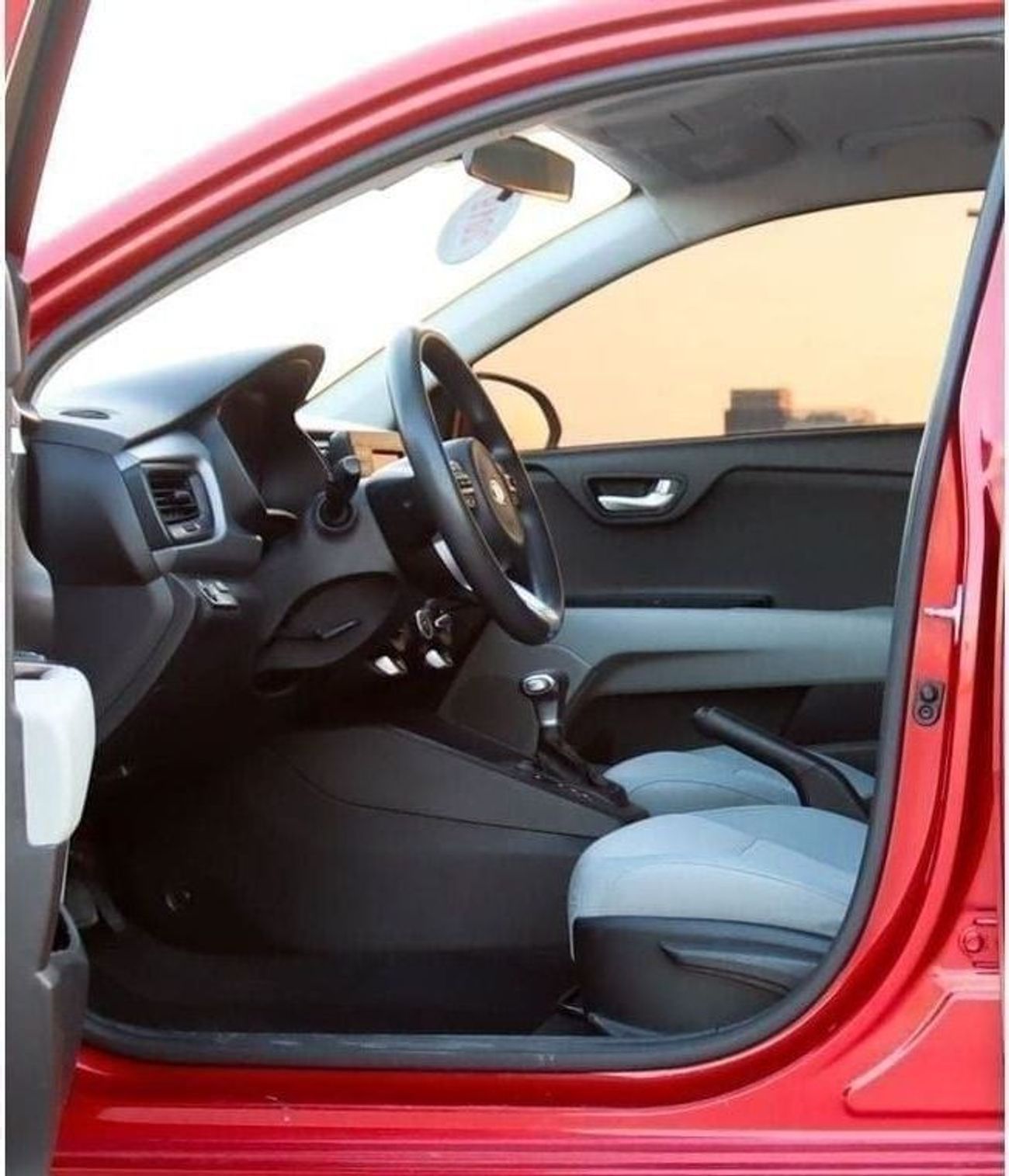 كيا ريو LX 1.6L Hatchback Kia Rio 1.6L 2019 GCC accident free in excellent condition