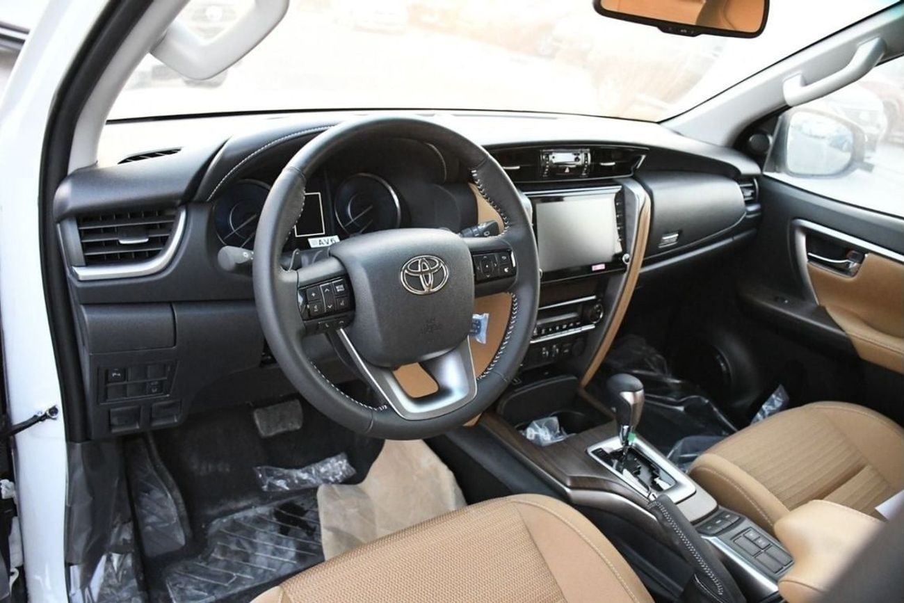 Toyota Fortuner TOYOTA FORTUNER 2.8 DSL FULL OPTION 2024 MODEL