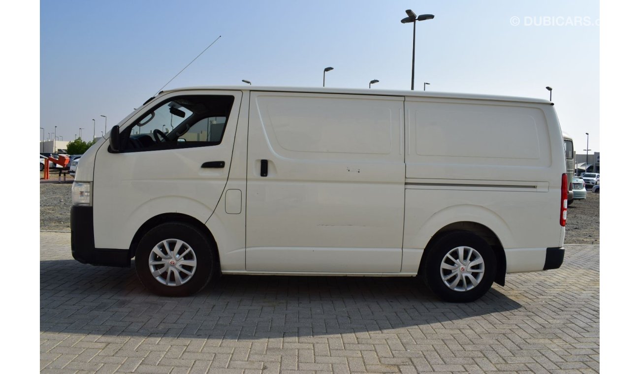 Toyota Hiace GL - Standard Roof Toyota Hiace Delivery Van, Model:2015. Free of accident